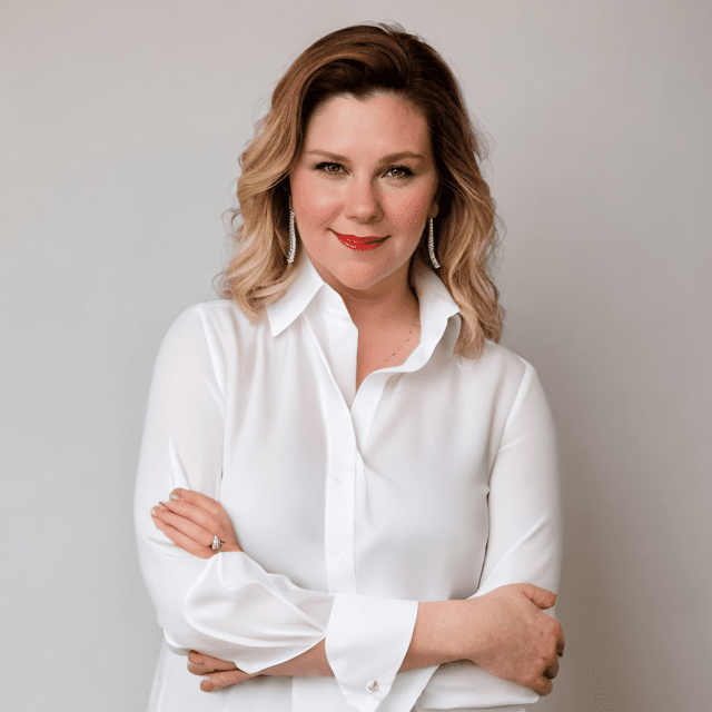 pawgirl AI headshot, extra hand